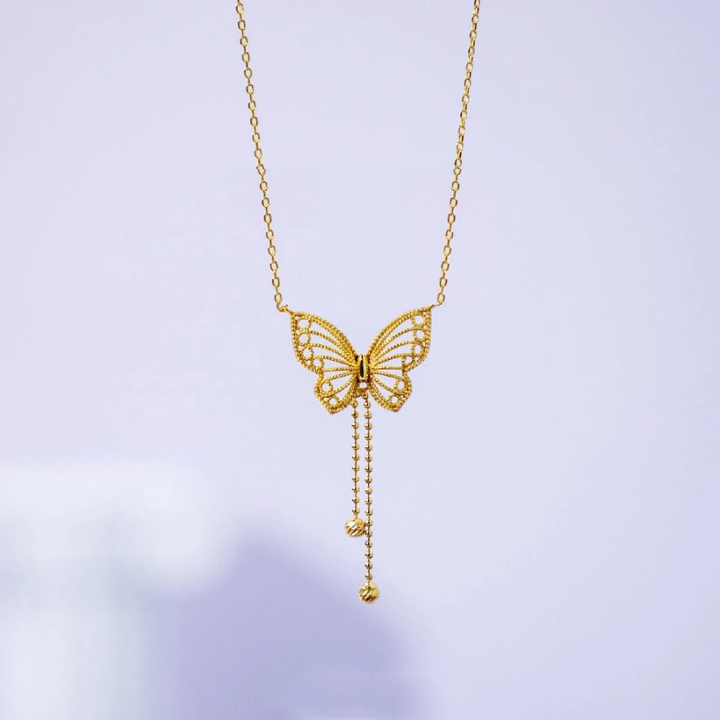 Luxury Gold Butterfly Necklace 🎁 / قلادة الفراشة الذهبية الفاخرة